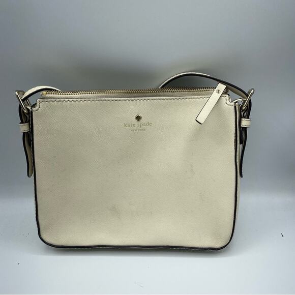 Kate Spade Cream Leather Square Crossbody Handbag Purse Medium Bag Classic - Picture 1 of 15